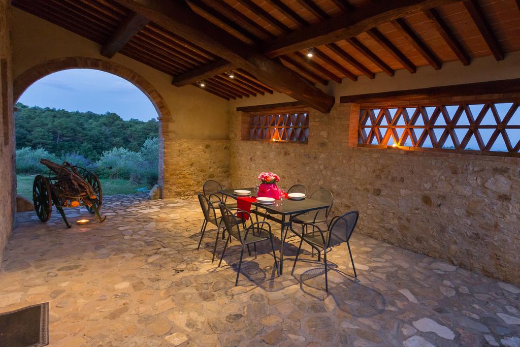 Tenuta Di Monaciano Ponte A Bozzone Exteriör bild